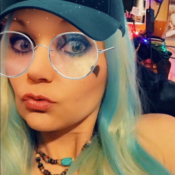 Meet your Posher, Harley.Cosplayer and animal ❤️er - Picture 7 of 8